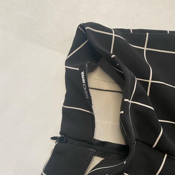 Black And white flared dress pants - Picture 5 of 6